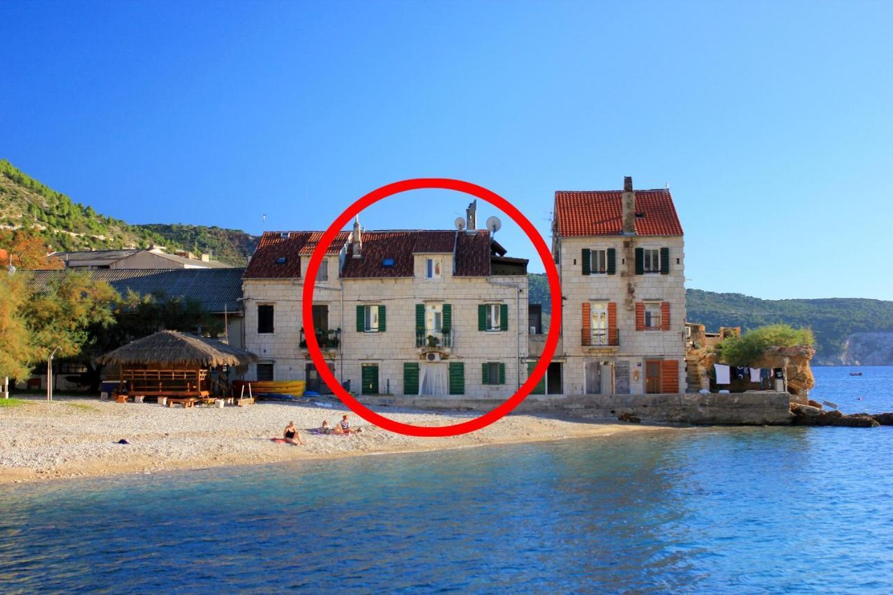 Apartments By The Sea Komiza, Vis - 8533 Екстериор снимка