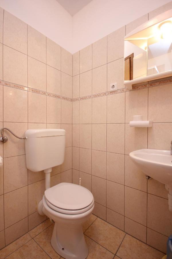 Apartments By The Sea Komiza, Vis - 8533 Екстериор снимка